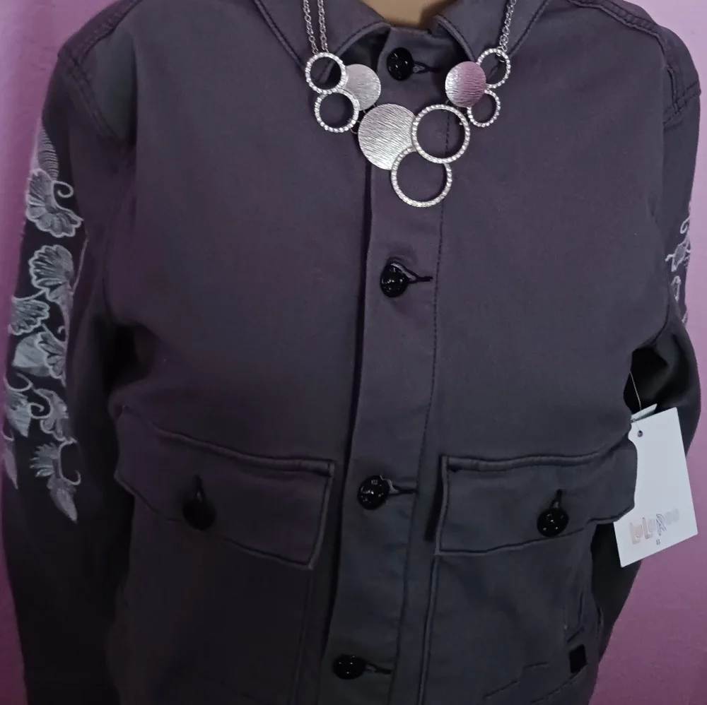 S Lularoe grey long sleeve floral button down jacket with pockets